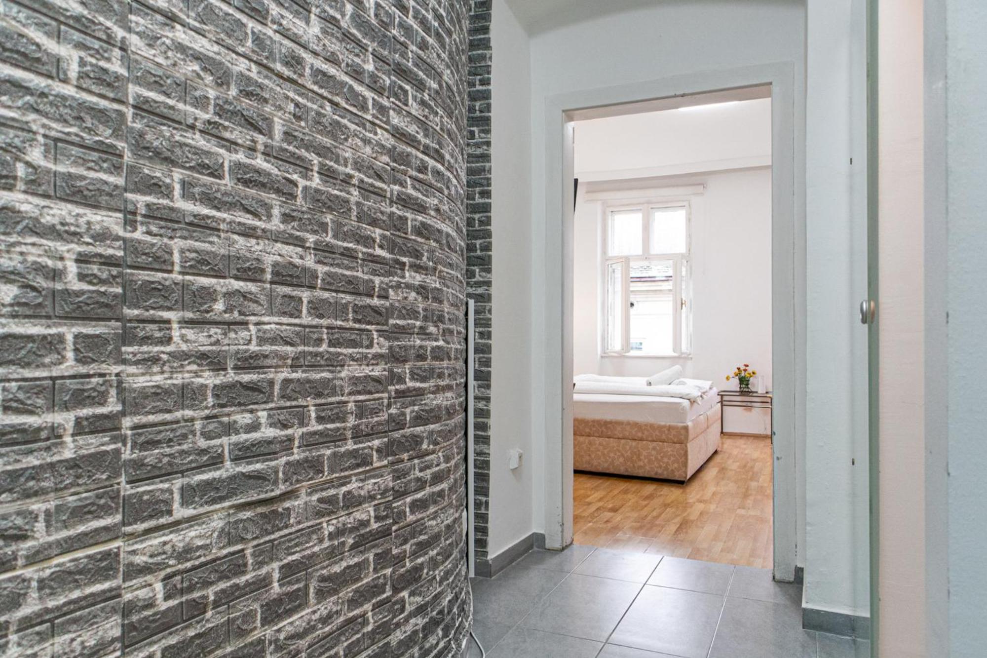 Budget City Stay - Near Wiener Stadthalle Ideal For Longstays Exteriör bild